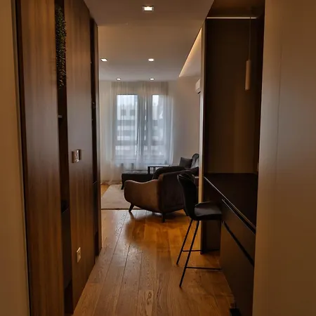 Apartment Cascadia Luxury Business - Garden View *